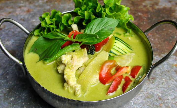 Order Green Curry food online from Baan Thai store, San Anselmo on bringmethat.com