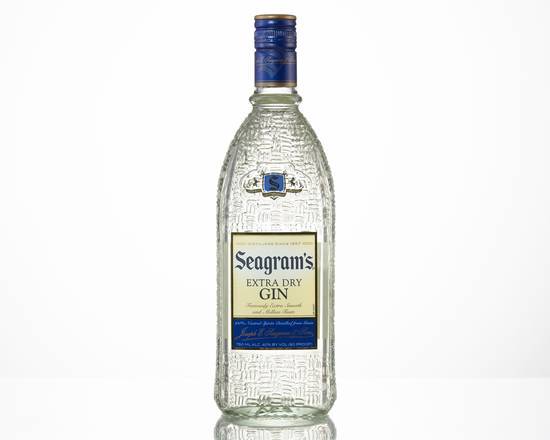 Order Seagram's Extra Dry, 1L gin (40.0% ABV) food online from Bushwick store, Brooklyn on bringmethat.com