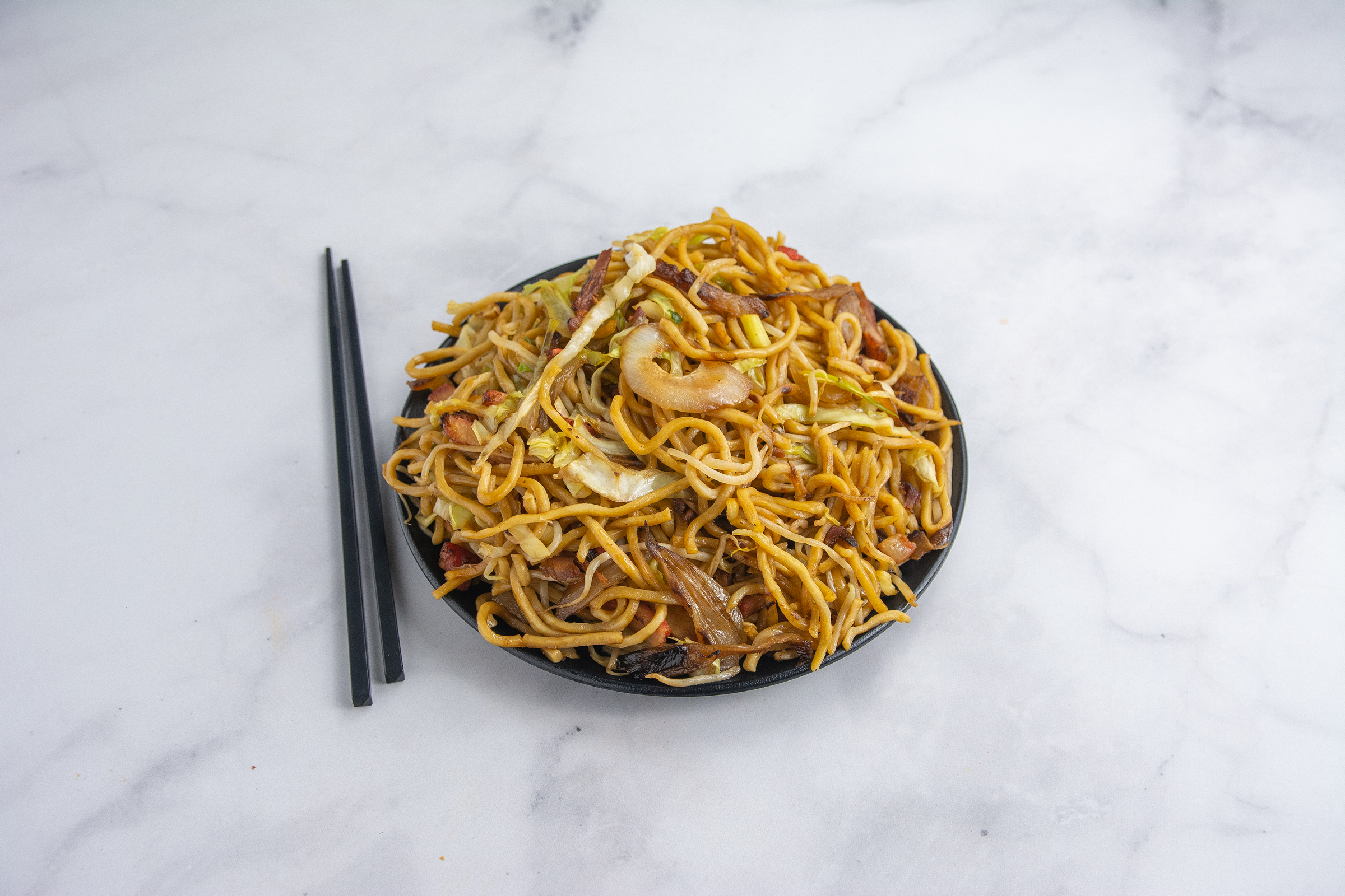 Order Chow Mein food online from Shangrila Chinese Cuisine store, Dublin on bringmethat.com