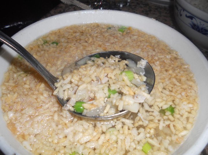 Order 30. Chicken Sizzling Rice Soup food online from Mayflower Chinese store, Capitola on bringmethat.com