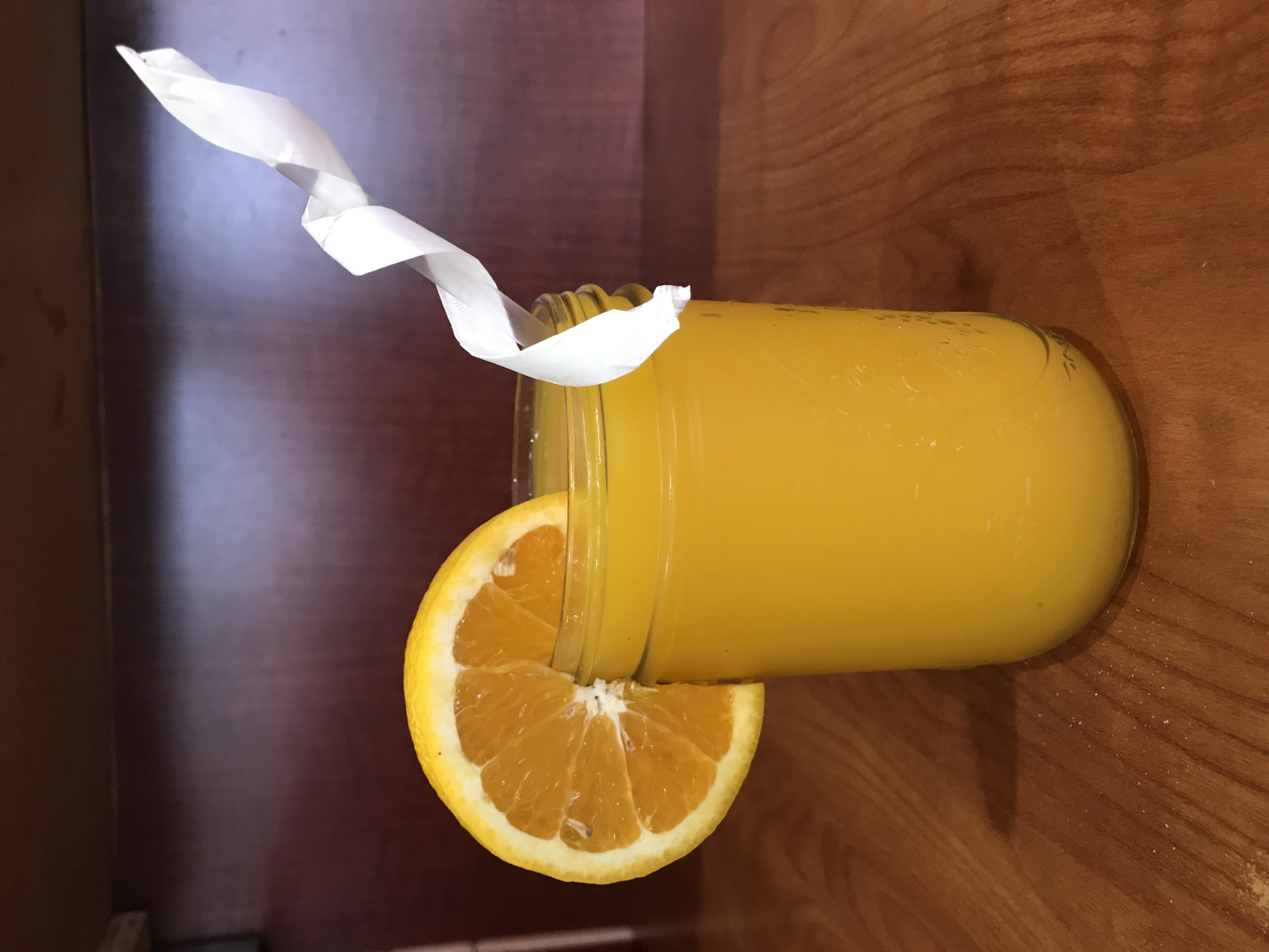 Order Fresh Squeezed Orange Juice Only food online from Cobble Hill Coffee Shop store, Brooklyn on bringmethat.com