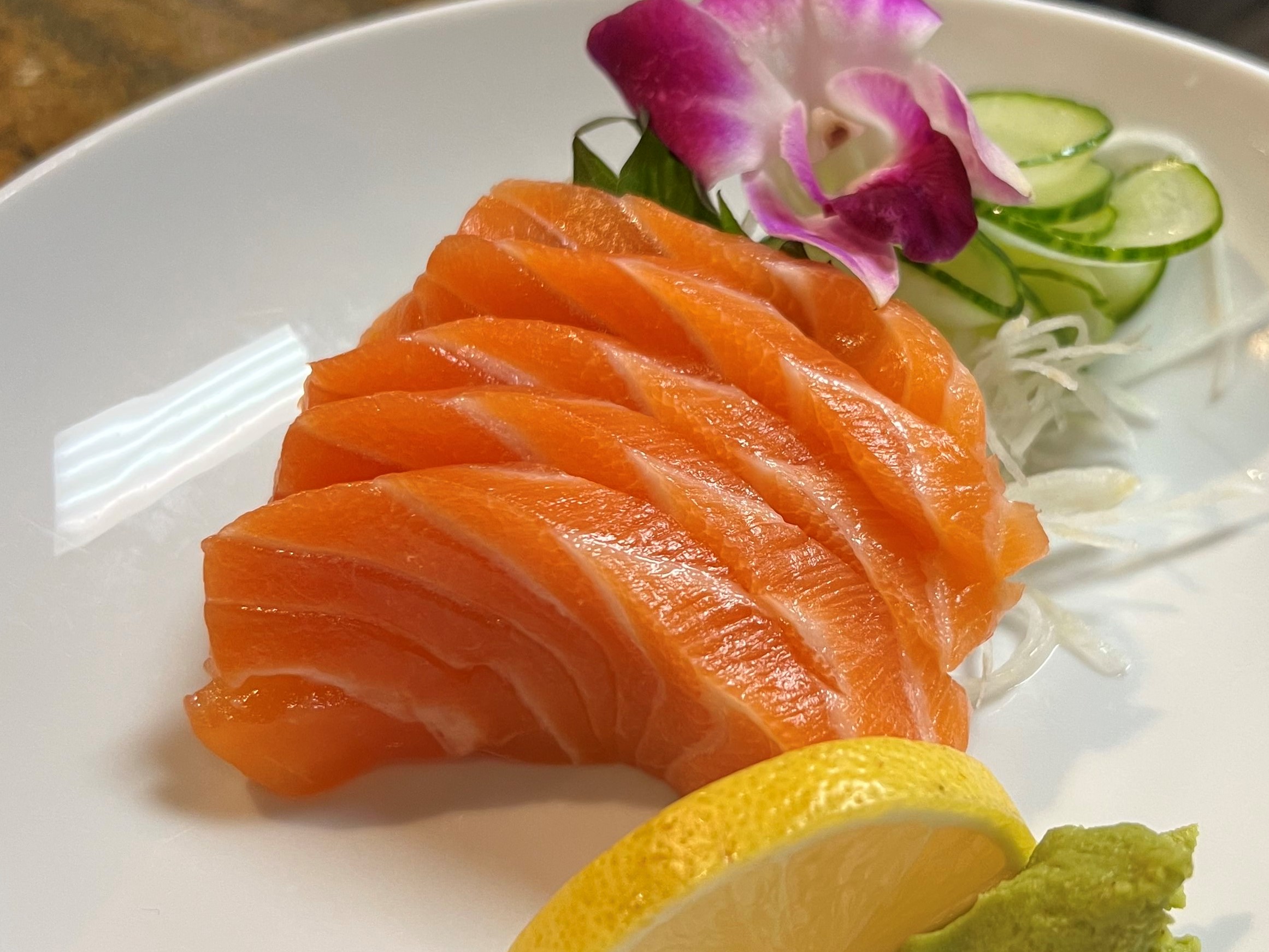 Order Salmon Sashimi  food online from Ichiza Sake House store, Las Vegas on bringmethat.com