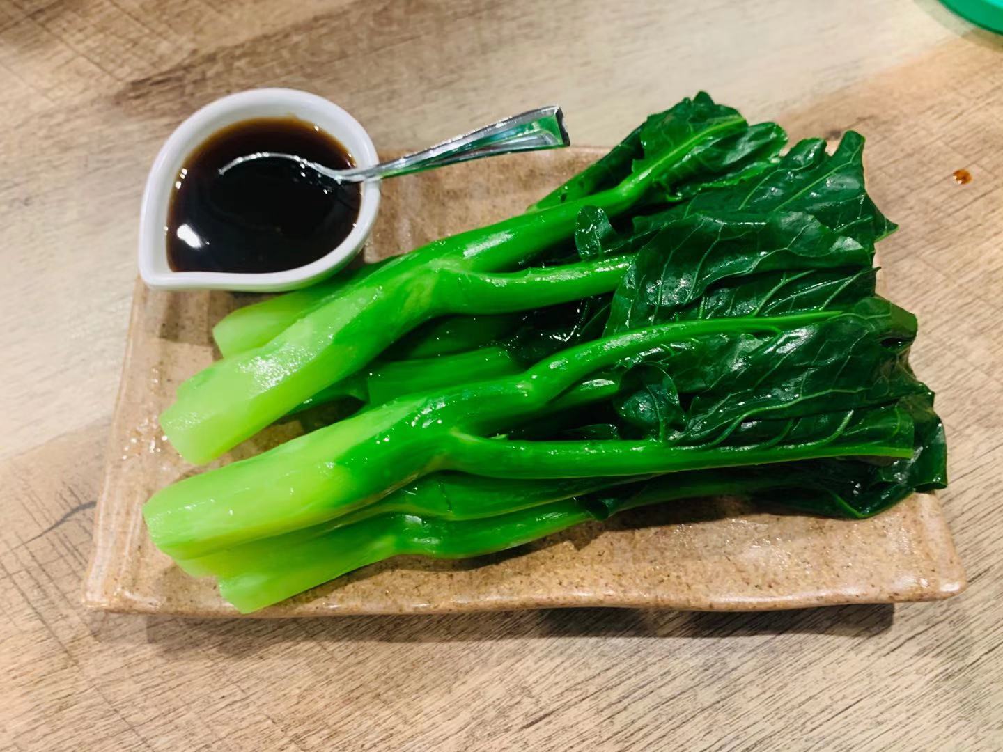 Order Chinese Kale | 蠔油芥蘭 food online from Palette Tea Garden store, San Mateo on bringmethat.com