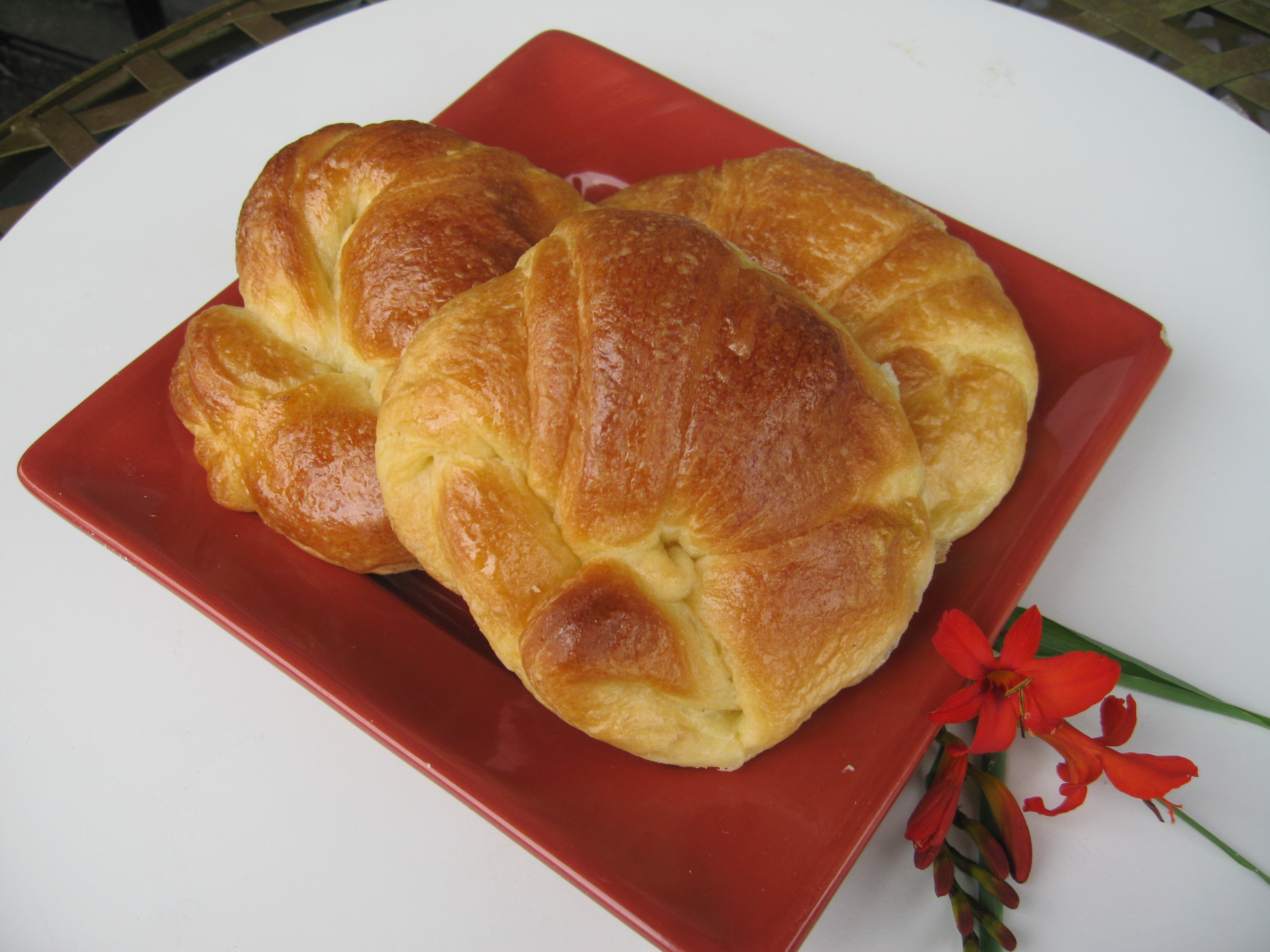 Order Croissant (3 pieces) food online from An Xuyen Bakery store, Portland on bringmethat.com