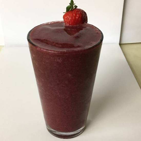 Order Berry Yummy Smoothie food online from Venice bakery & restaurant store, Los Angeles on bringmethat.com