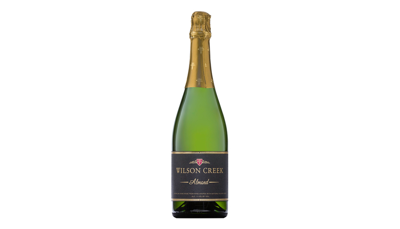 Order Wilson Creek Winery and Vineyards Temecula Valley Almond French Colombard - Chardonnay Flavored Wine 750mL food online from House Of Cigar & Liquor store, Redondo Beach on bringmethat.com