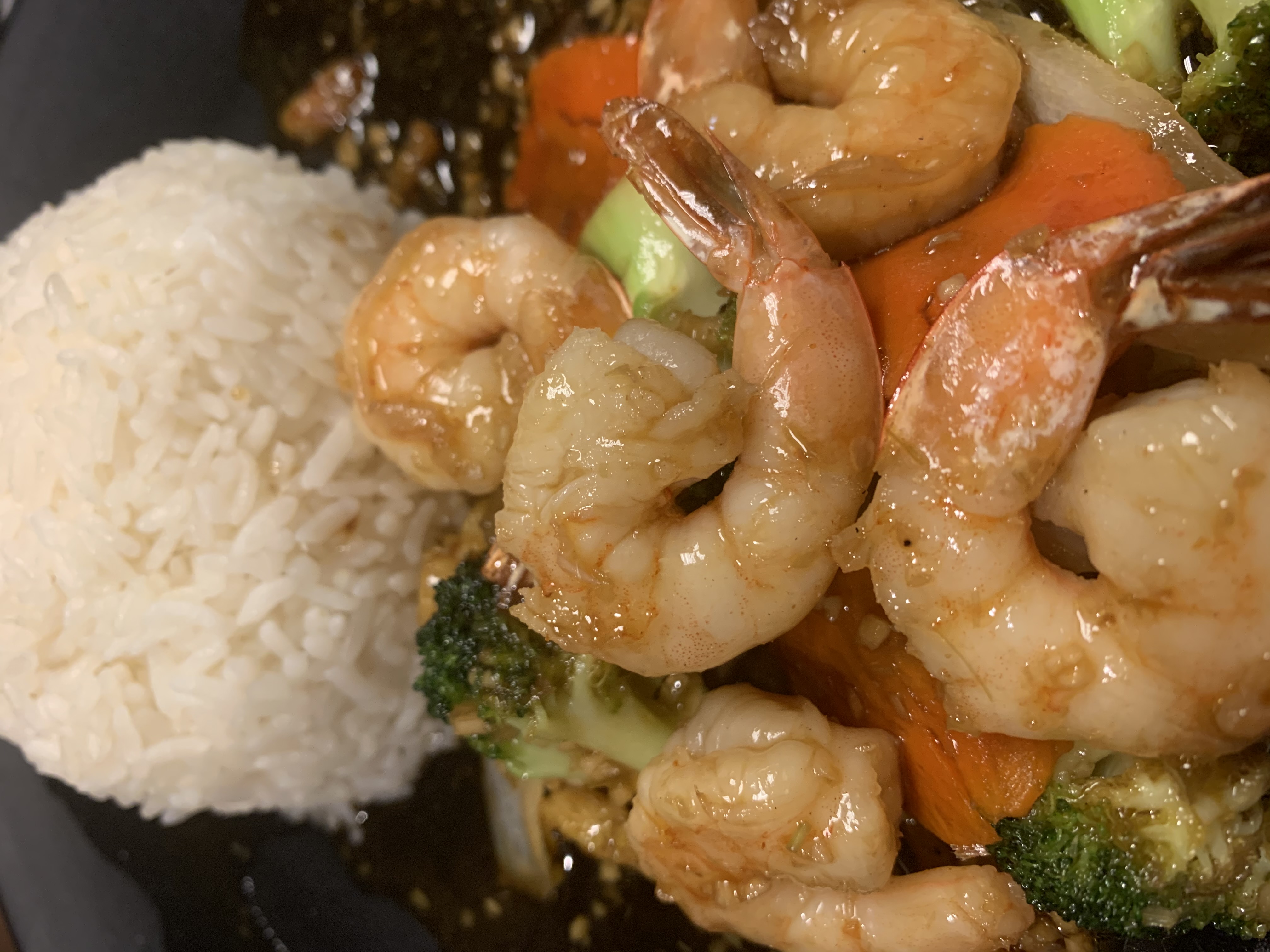 Order 11B. RICE STIR-FRIED WITH SHRIMP- COM TOM XAO food online from PT Pho Express store, Buckeye on bringmethat.com