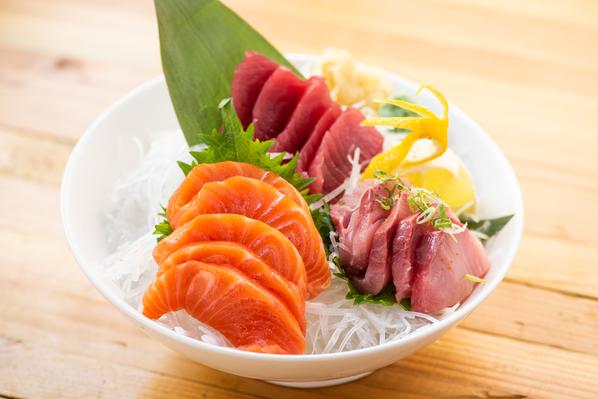 Order Tri-Color Sashimi food online from Dashi Noodle House store, Ridgewood on bringmethat.com