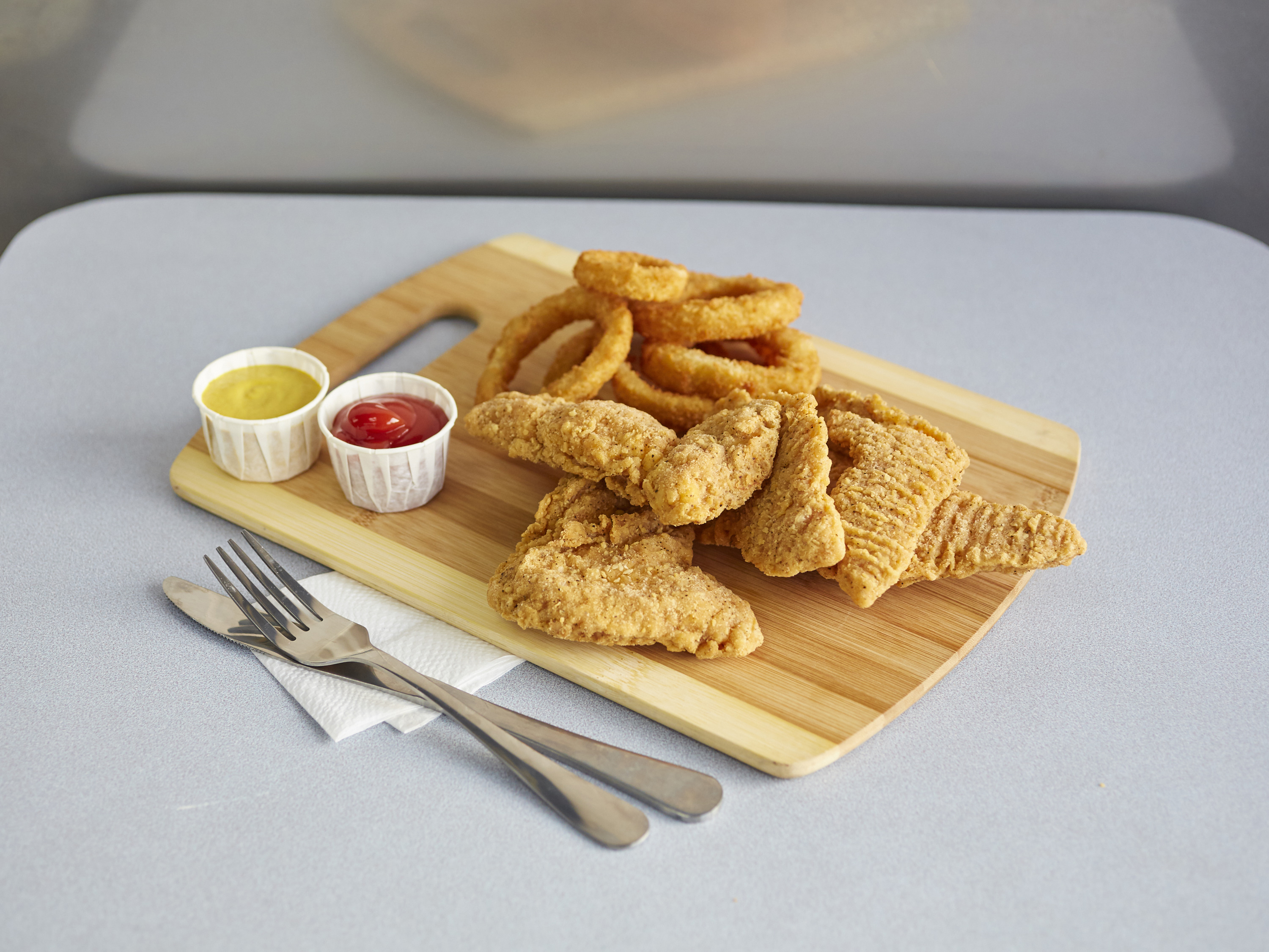 Order Fish Stick food online from Tam Burgers store, Los Angeles on bringmethat.com