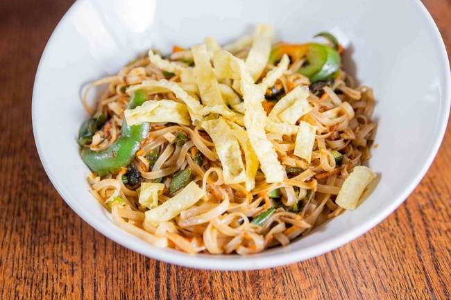 Order Spicy Noodles with Peanut Sauce food online from The Metropolitan store, North Wales on bringmethat.com