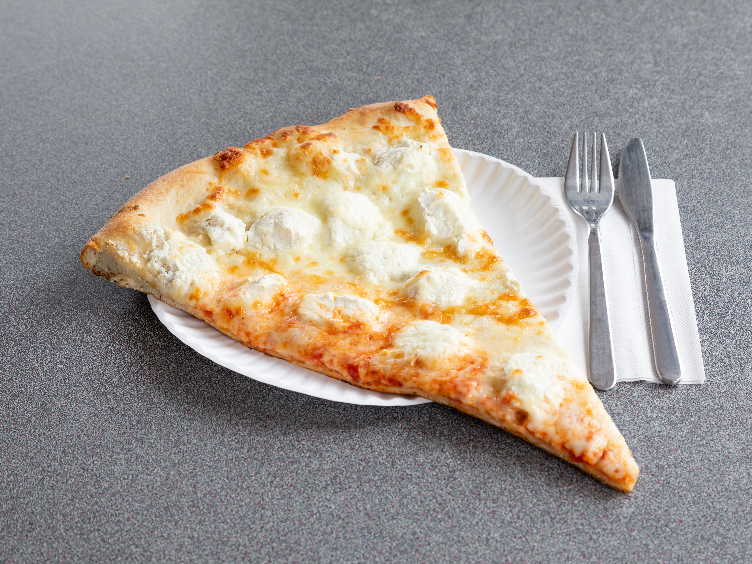 Order White Ricotta Pizza food online from Scala Pizza store, Mount Vernon on bringmethat.com