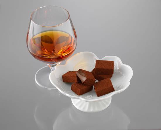 Order Nama Chocolate "Islay Whisky (Port Charlotte)" food online from Royce Chocolate store, Torrance on bringmethat.com