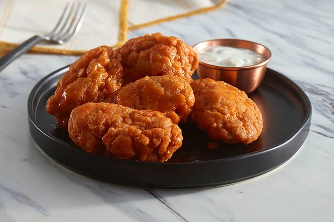 Order Boneless Wings Appetizer food online from Ruby Tuesdays store, Austintown on bringmethat.com