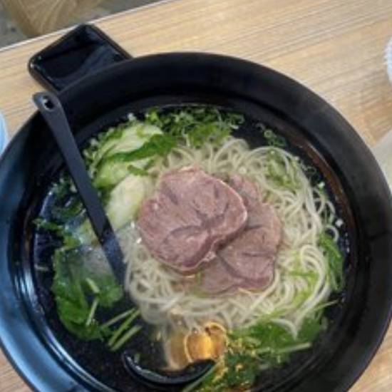 Order Clear Beef Noodle Soup food online from Mr. Dumpling store, Rancho Cucamonga on bringmethat.com