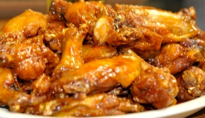Order Knuckles Knockout Wings food online from Knuckles Knockout Grill store, Rochester on bringmethat.com