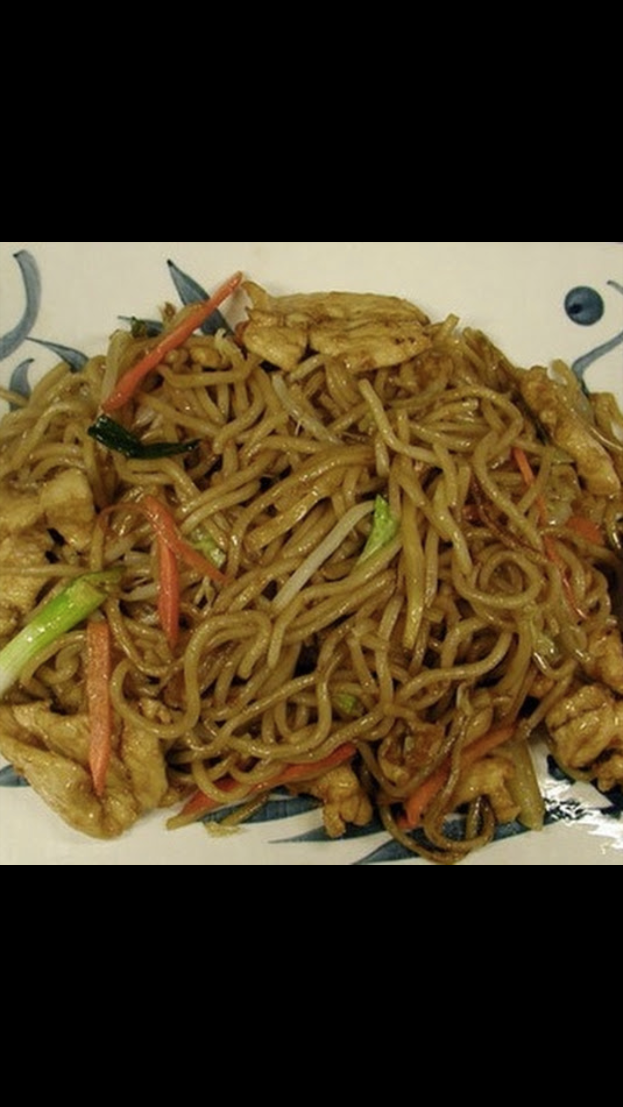 Order 42. Chicken Lo Mein (QUART) food online from China House Delivery store, Lodi on bringmethat.com