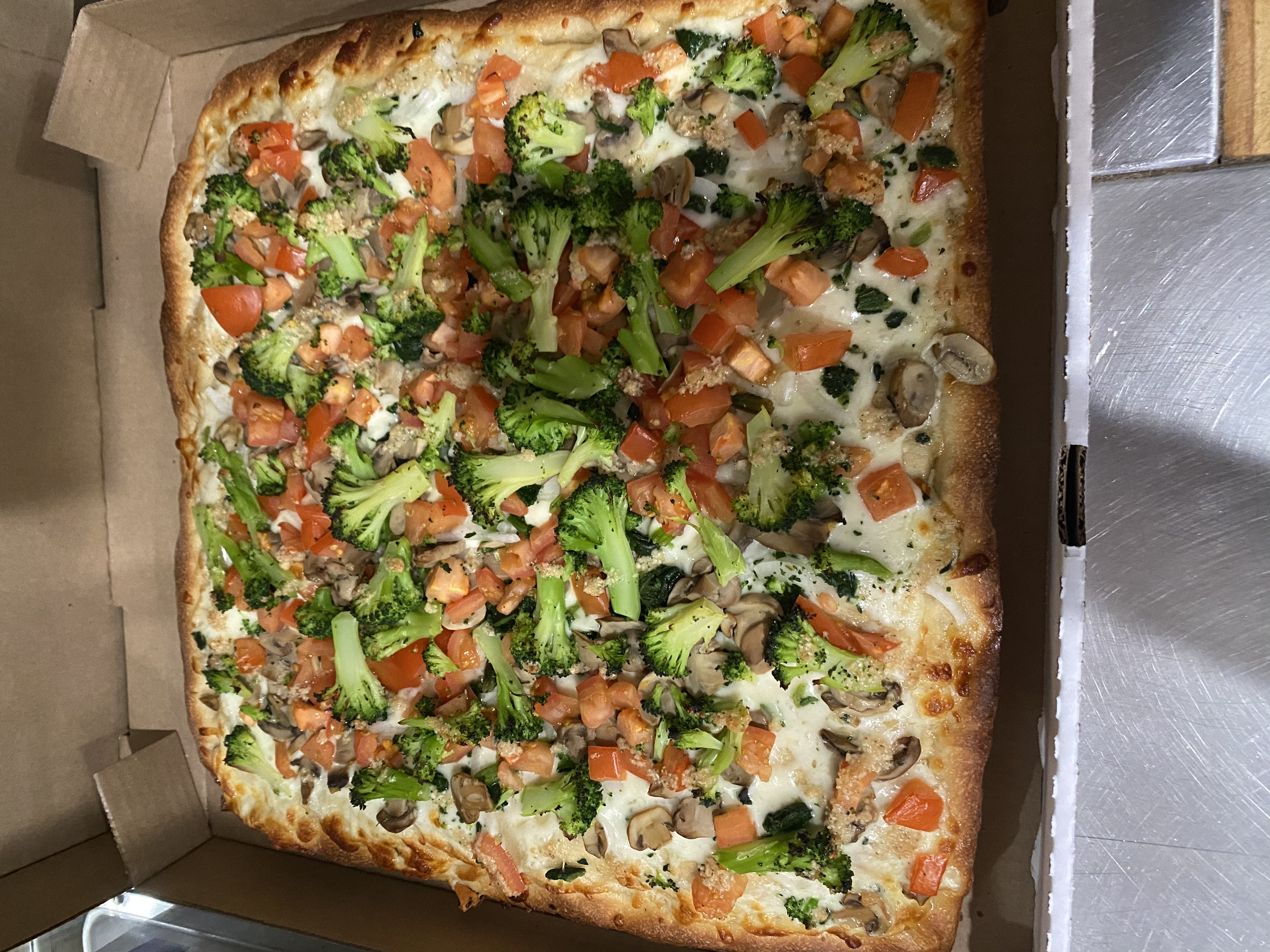 Order 16" Veggie Sicilian Pizza food online from Pepperoni store, Oaklyn on bringmethat.com
