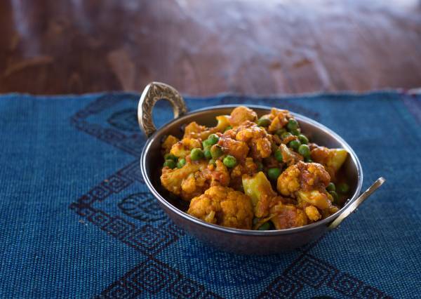 Order Cauli Matar food online from Himalaya store, Ventura on bringmethat.com