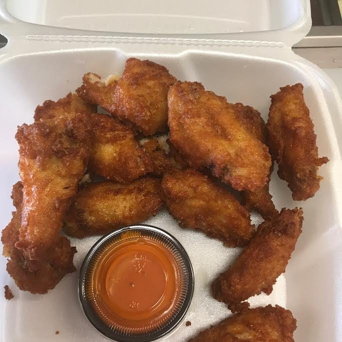 Order Regular Wings - 6 Pieces food online from Sam Pizza store, Schnecksville on bringmethat.com