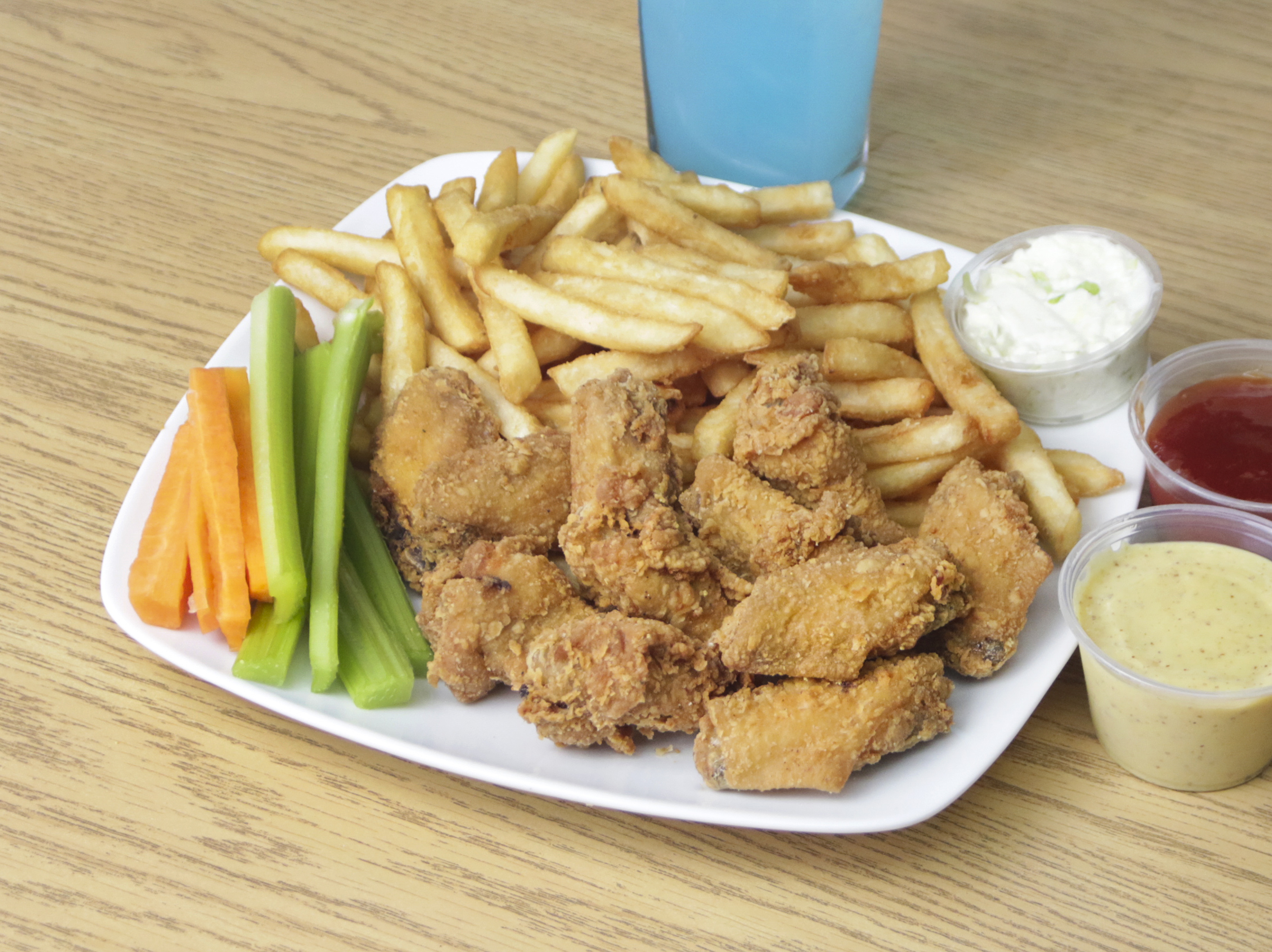 Order 10 Pieces Party Wing Combo food online from Nu Wave Fish & Chicken store, Ypsilanti on bringmethat.com