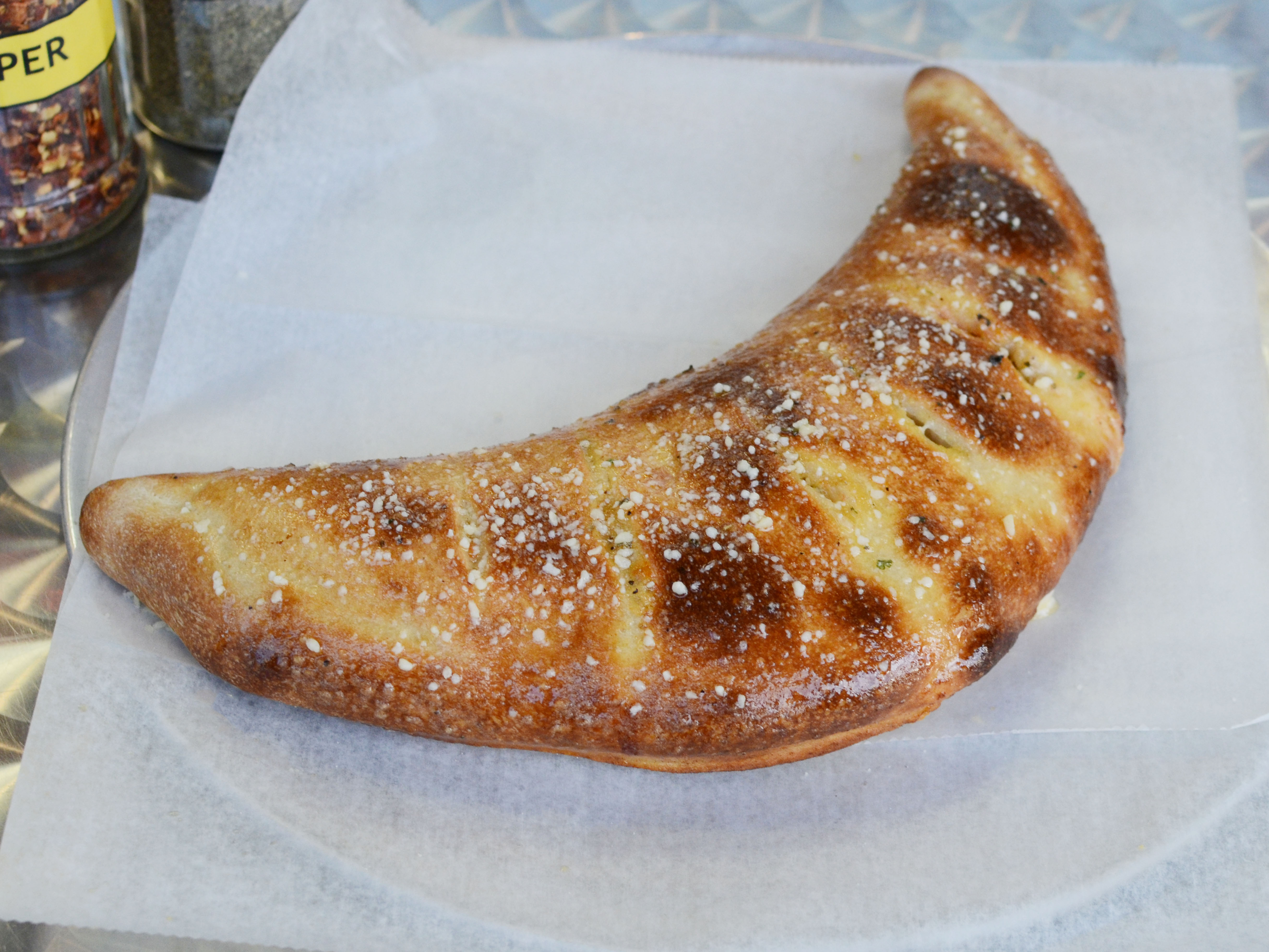 Order Cheese Calzone food online from Kings Pizza store, Orlando on bringmethat.com