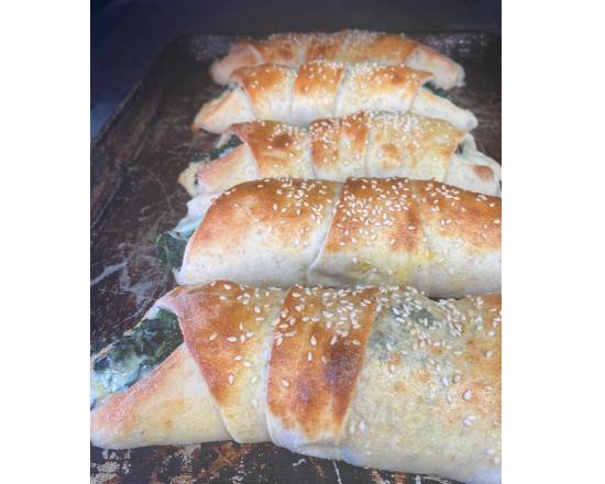 Order Spinach Calzone food online from J2 PIZZA CAFE & SUSHI BAR store, Brooklyn on bringmethat.com