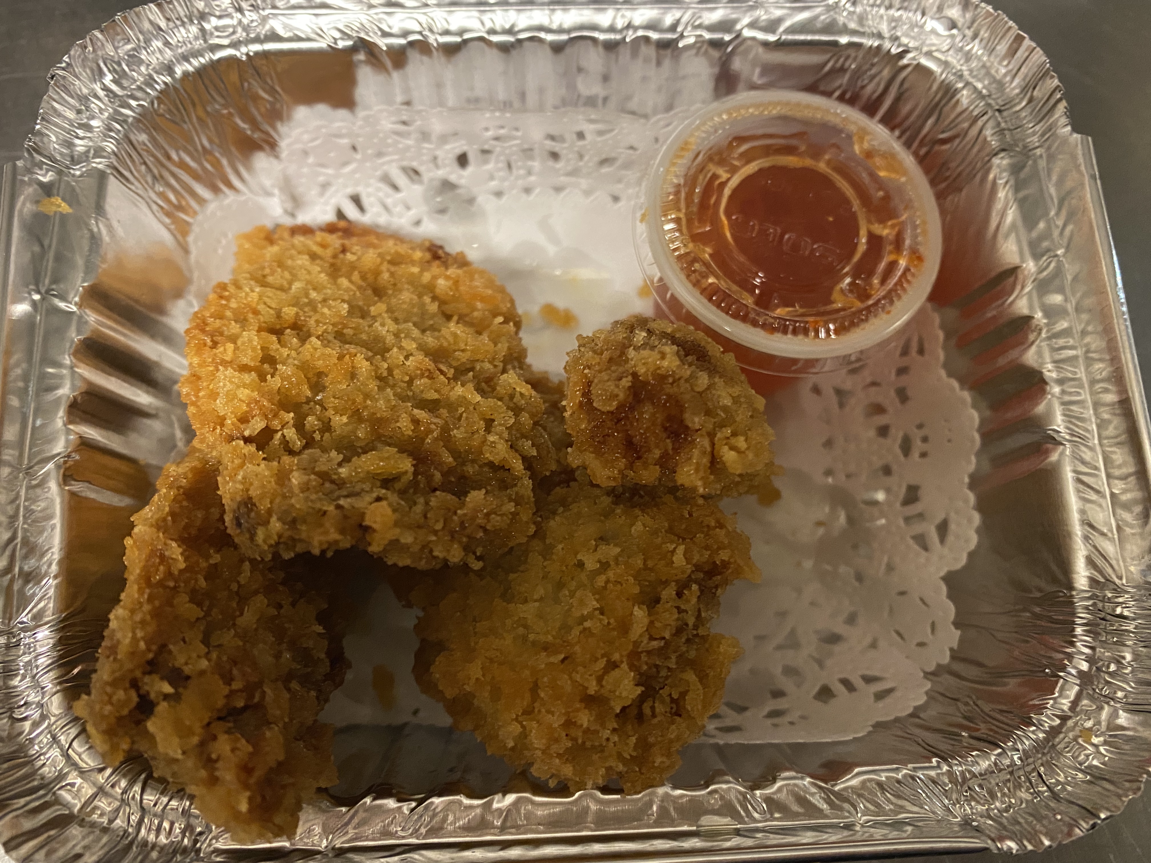 Order 4 Pieces Fried Oyster food online from Eat N East store, Somerville on bringmethat.com