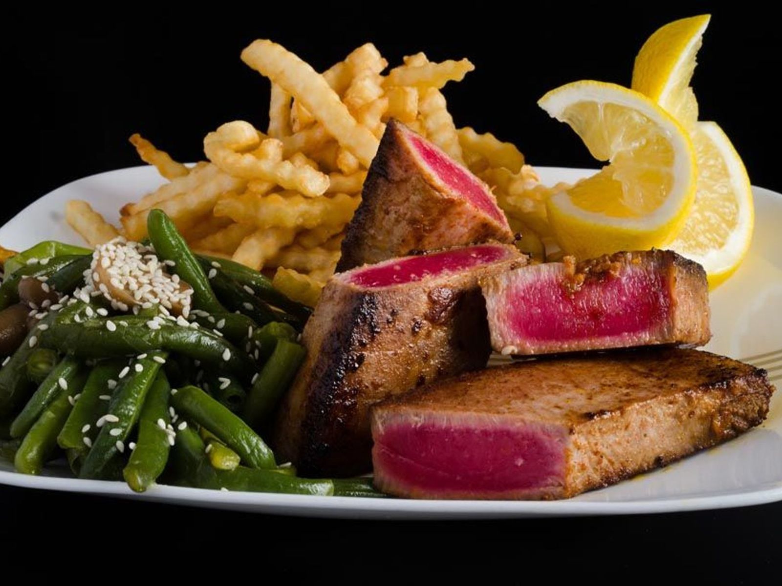 Order Tuna Fillet Steak food online from cafe muscat store, Fresh Meadows on bringmethat.com