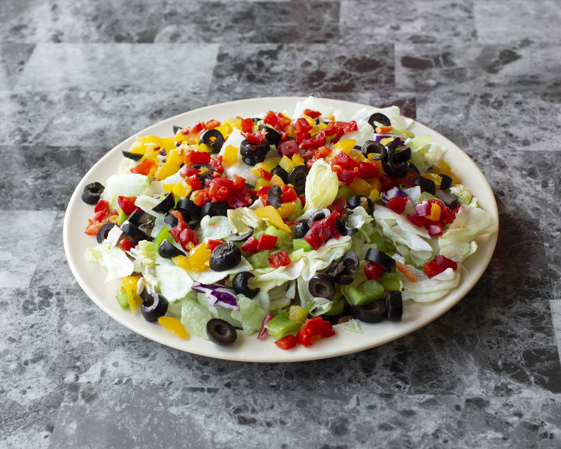 Order Garden Salad food online from Wild Pepper Pizza store, Salt Lake City on bringmethat.com