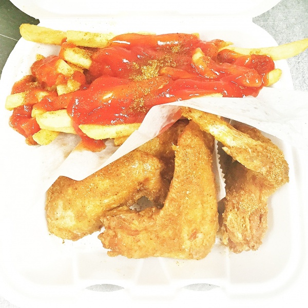 Order Whole Wings Combo food online from Bobo's Lake Trout store, Clinton on bringmethat.com