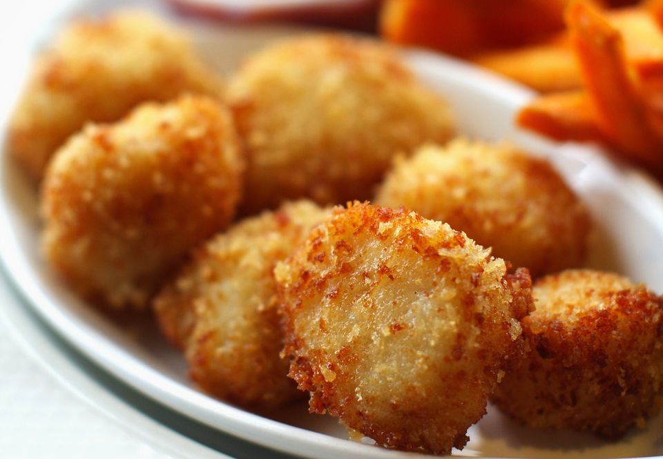 Order Breaded Scallops food online from Captain’s Curbside Seafood store, Trappe on bringmethat.com