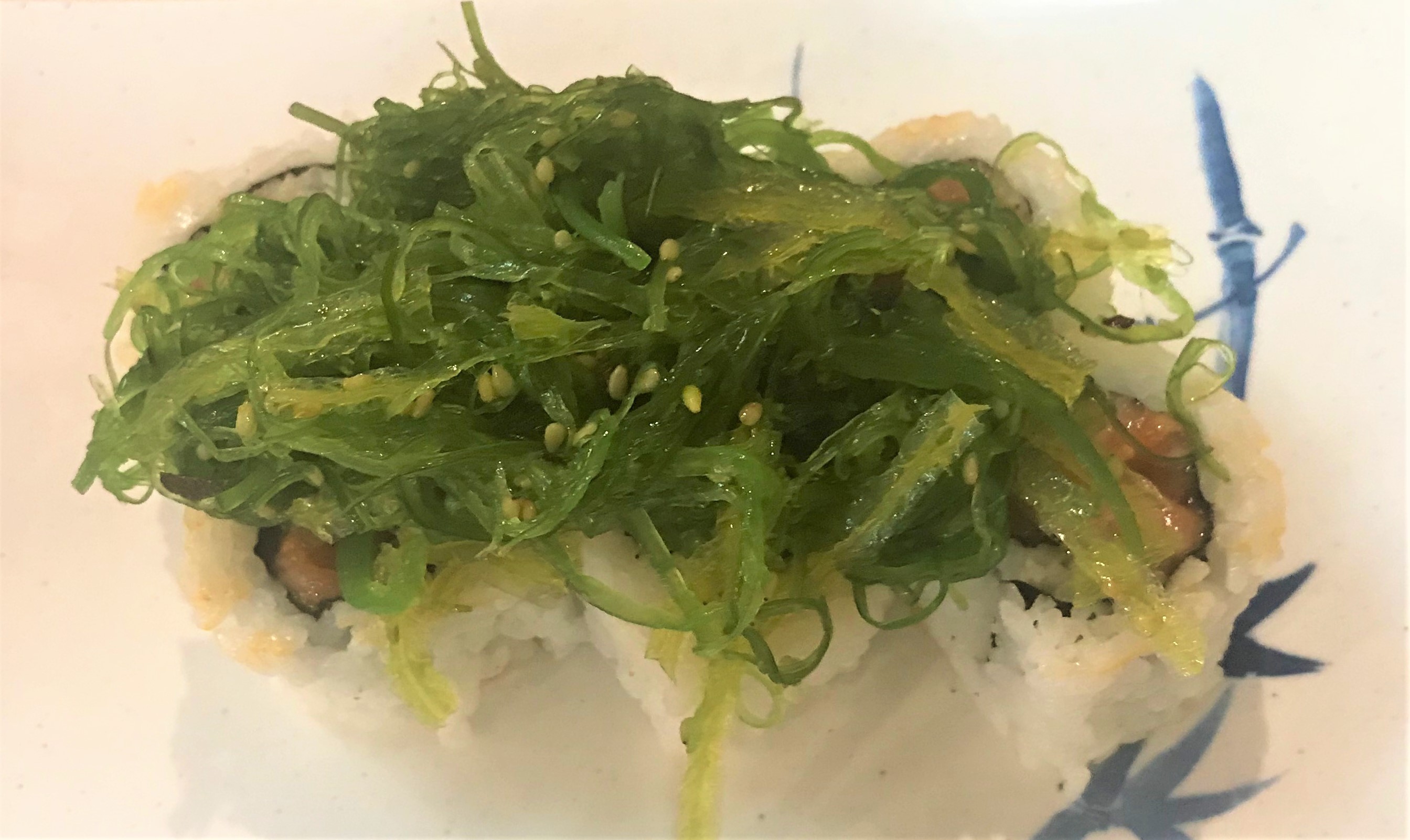 Order Seaweed Salad food online from Dashi Japanese Restaurants store, Menlo Park on bringmethat.com