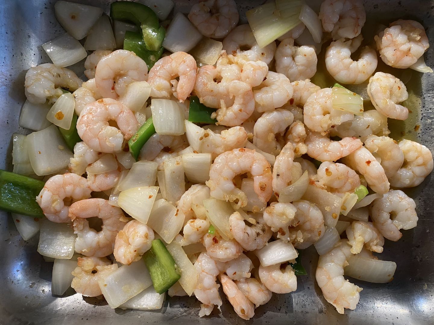Order S13. Sauteed Garlic Shrimp with Onion   food online from Jins Buffet store, Lincolnton on bringmethat.com