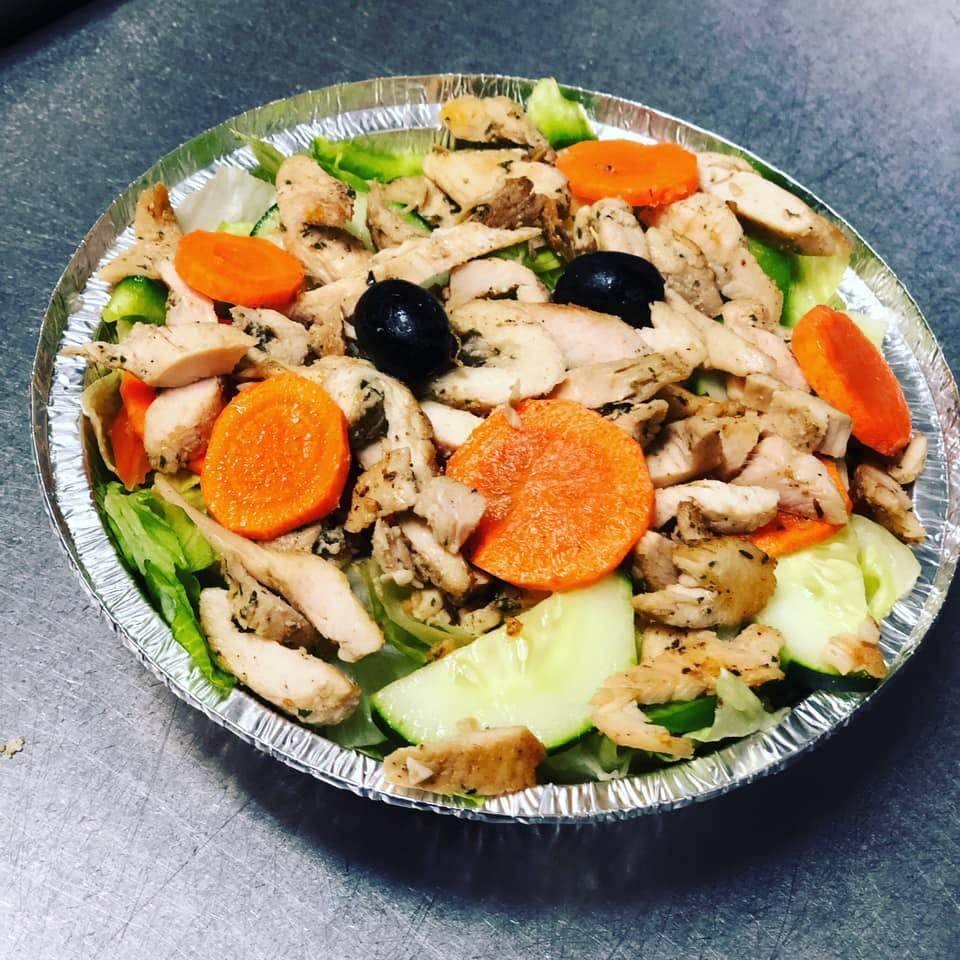 Order Grilled Chicken Salad - Small food online from Lucy's Pizza Parlor store, Stamford on bringmethat.com
