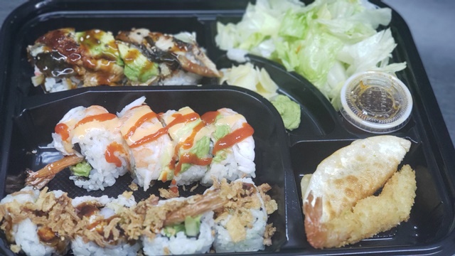 Order Premium Roll Bento food online from Doshirock store, Haltom City on bringmethat.com