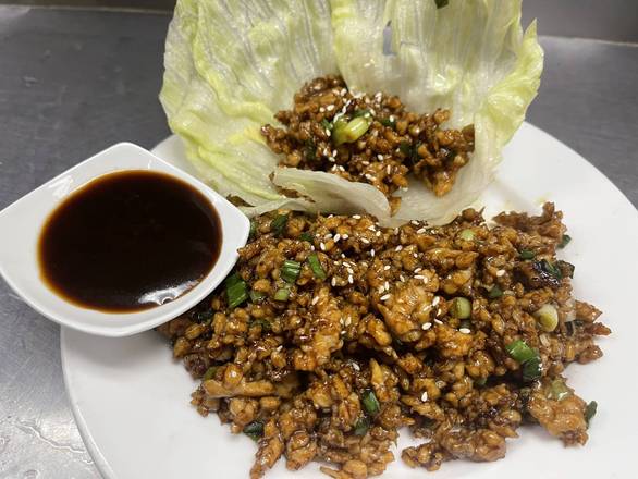 Order Chicken Lettuce Wraps food online from Chen's Chinese Bistro store, Chandler on bringmethat.com