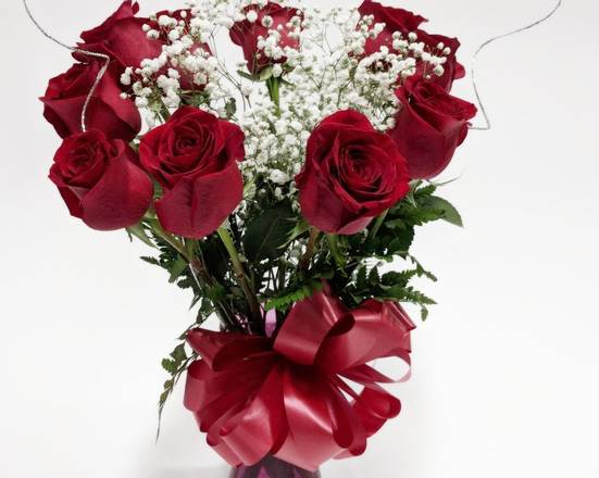 Order Jumbo Red Roses in a VaseFREE CARD FREE BALLOON OF YOUR CHOICE  (12 Stems) food online from Eugenia Flowers 24/7 Flower Shop store, Oak Park on bringmethat.com