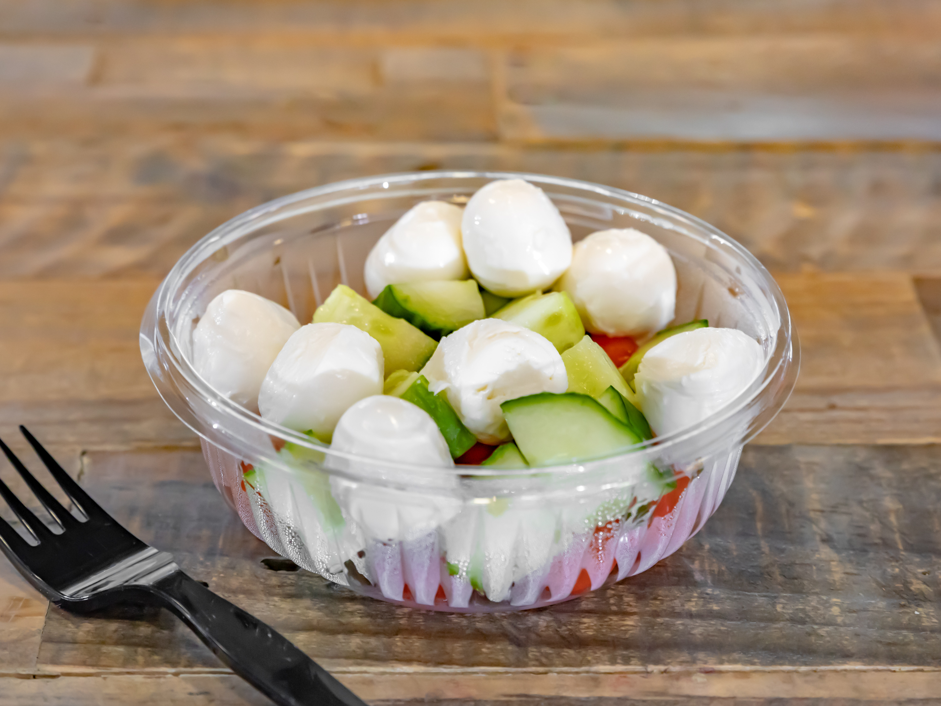 Order Caprese Salad food online from Fruta Cafe 1000 store, Bridgeport on bringmethat.com