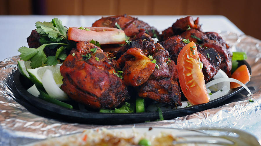 Order Tandoori Chicken food online from Royal Spice store, Linthicum Heights on bringmethat.com