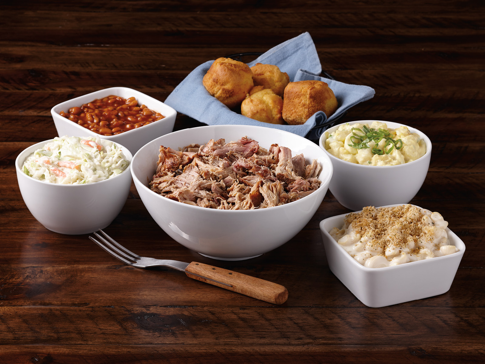 Order Pulled Pork Dinner for 4 - Served Hot food online from Hy-Vee Mealtime store, Omaha on bringmethat.com