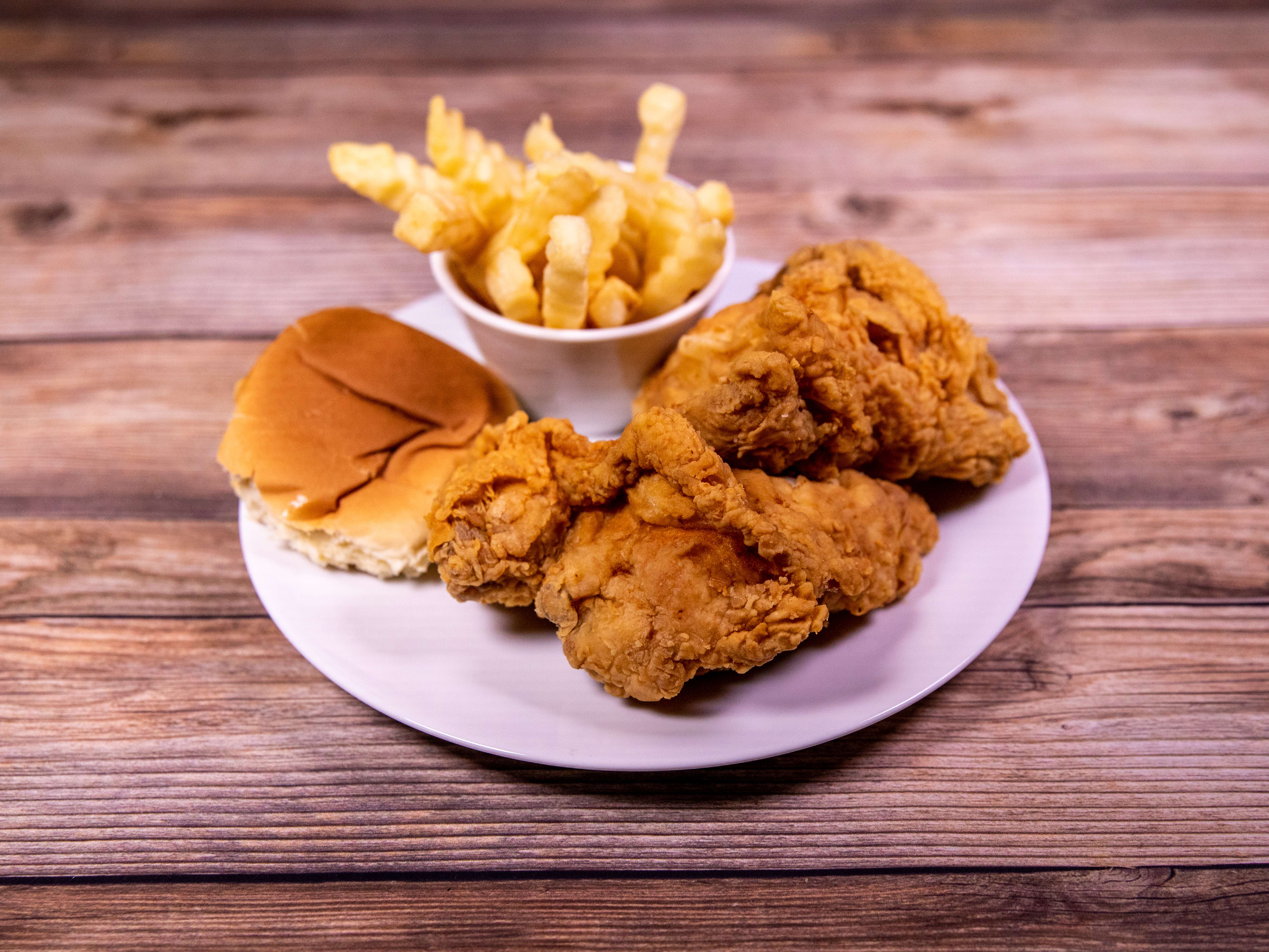 Order 2pc White Chicken Dinner food online from Williams Chicken store, Arlington on bringmethat.com
