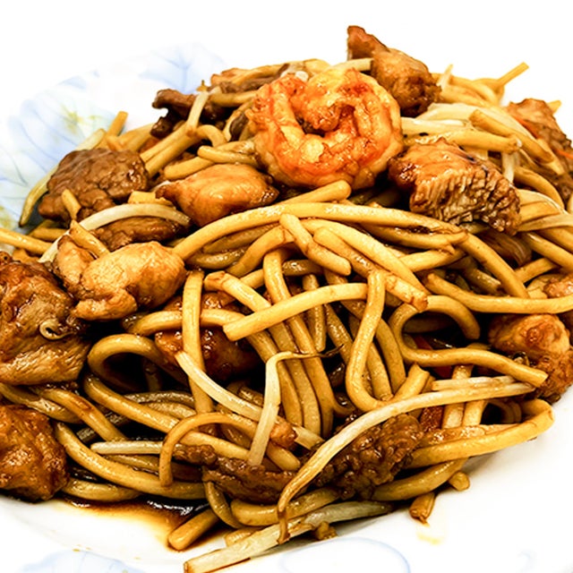 Order House Special Chow Mein food online from New Shanghai Restaurant store, Lake Forest on bringmethat.com