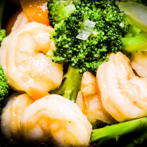 Order SH6. Shrimp with Broccoli food online from QQ Star China Cafe store, Friendswood on bringmethat.com