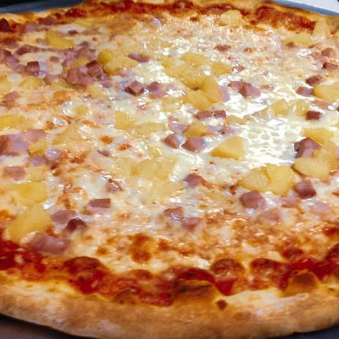 Order Hawaiian Pizza - Small 12'' food online from Bella Nonna Pizza Restaurant store, Greenwich on bringmethat.com