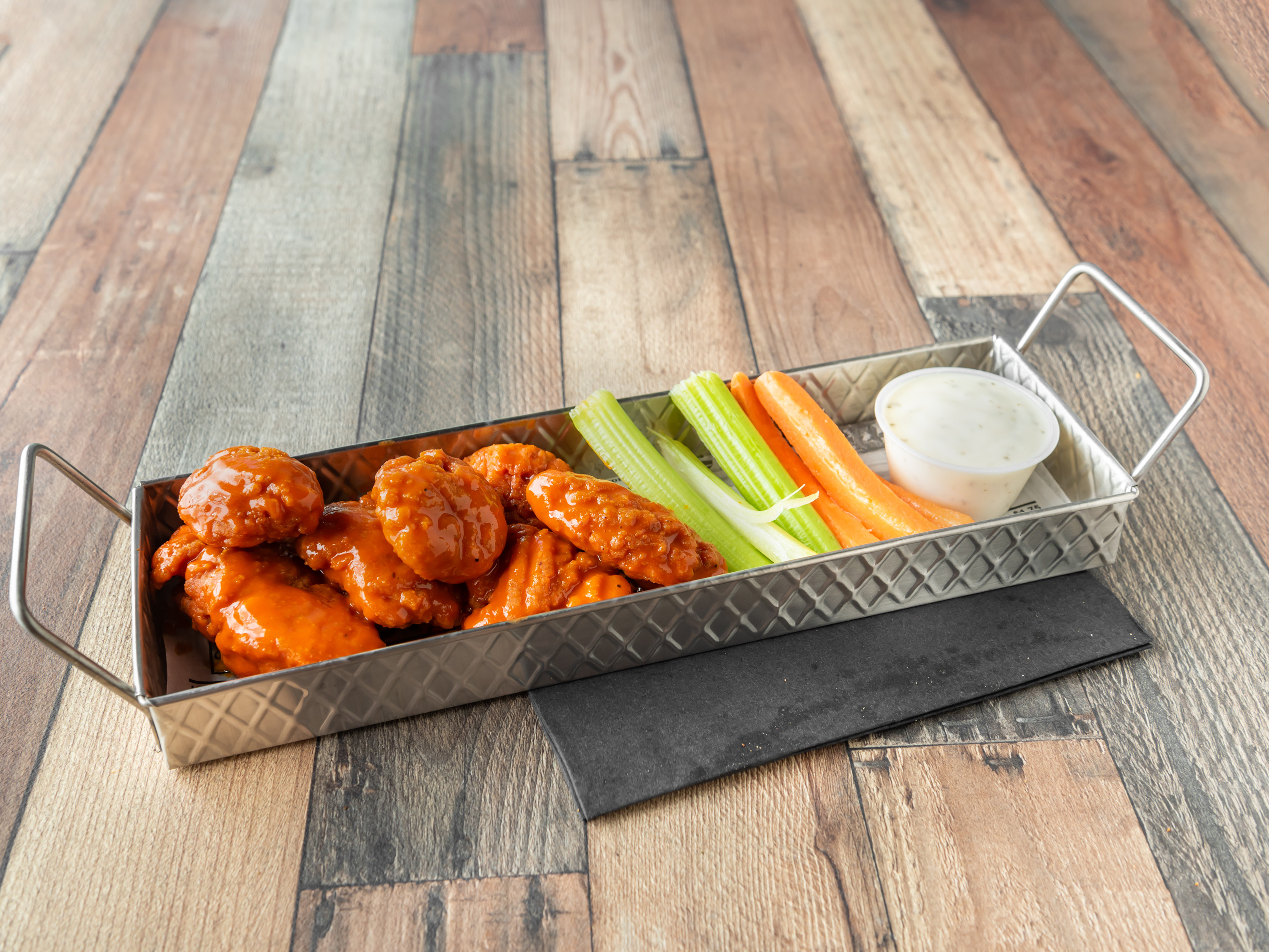 Order 10 Boneless Wings food online from Tipsy Bar And Pizza store, Huntley on bringmethat.com