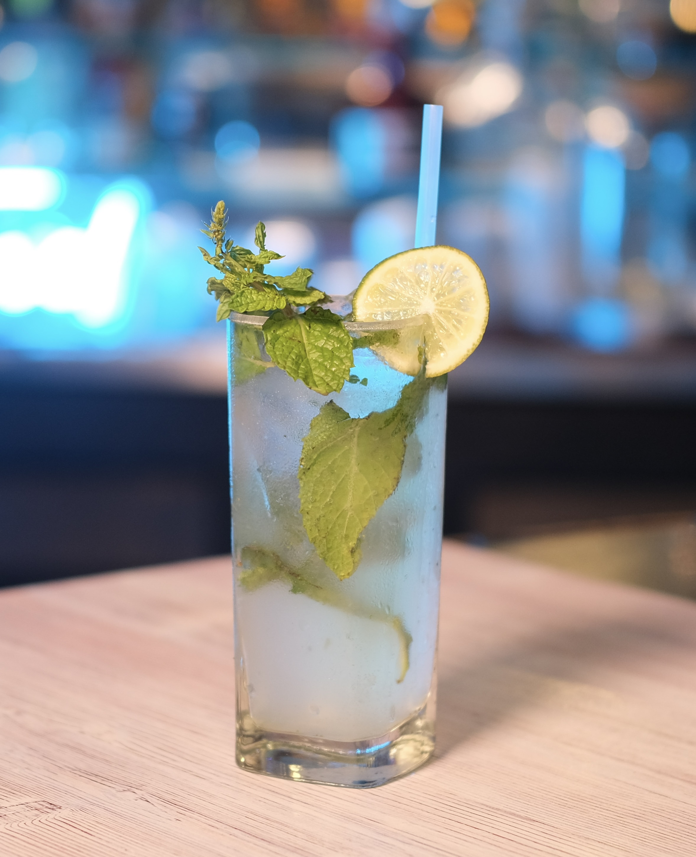 Order Mojito (12oz) food online from Time Tequila Bar Cafe store, Glendale on bringmethat.com