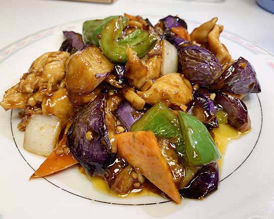 Order Chicken Eggplant in Garlic Sauce food online from Chef Lin store, Tysons on bringmethat.com