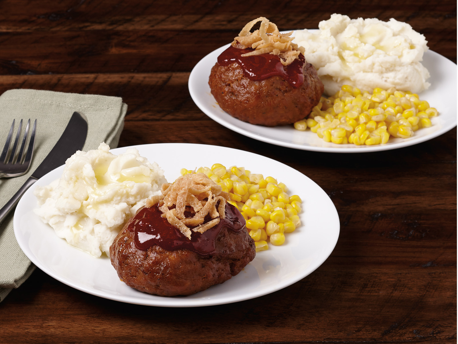 Order Meatloaf Dinner with 2 Sides food online from Hy-Vee Mealtime store, Mankato on bringmethat.com