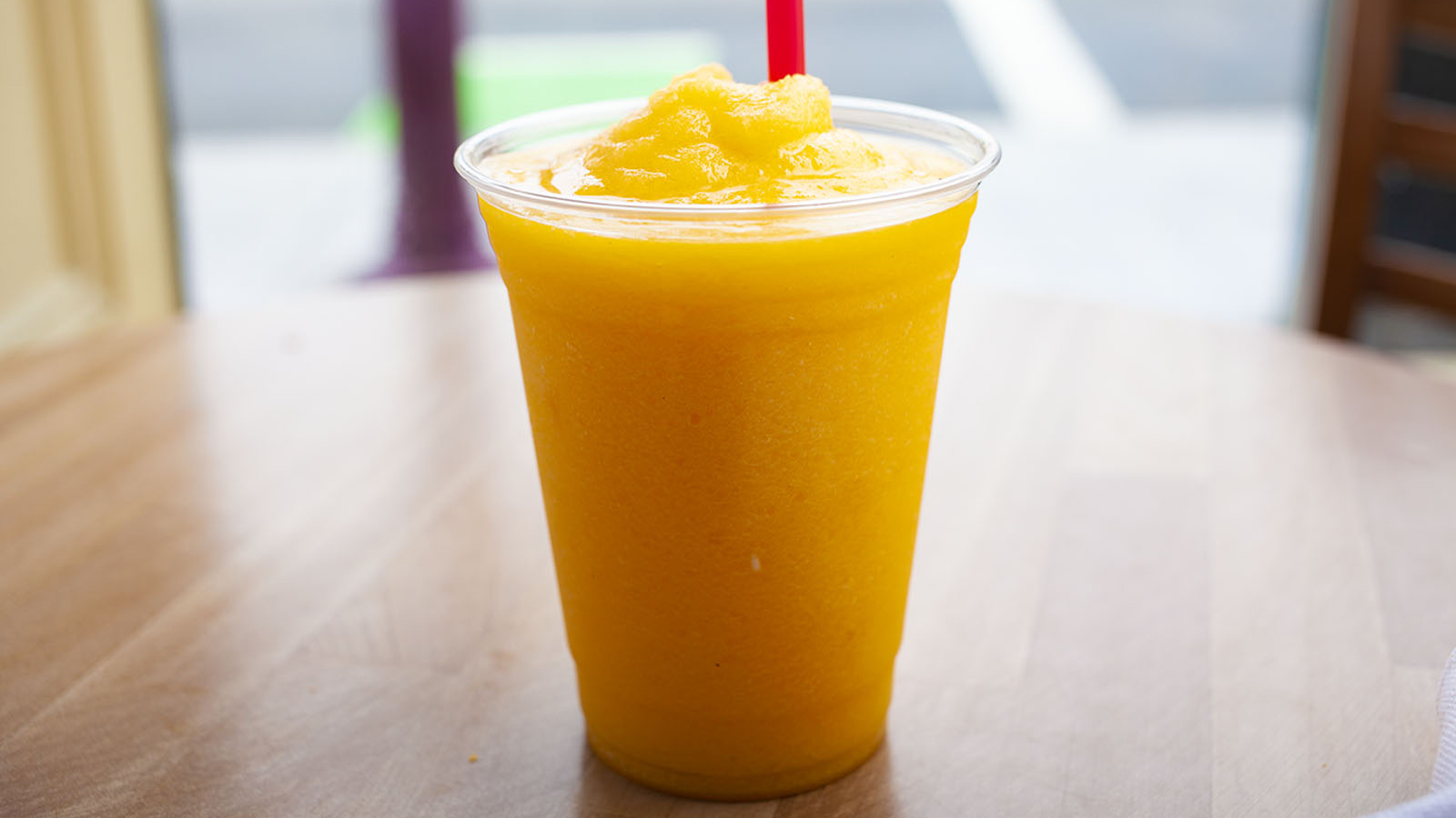 Order Mango Smoothie food online from Luna's Coffee House store, San Francisco on bringmethat.com