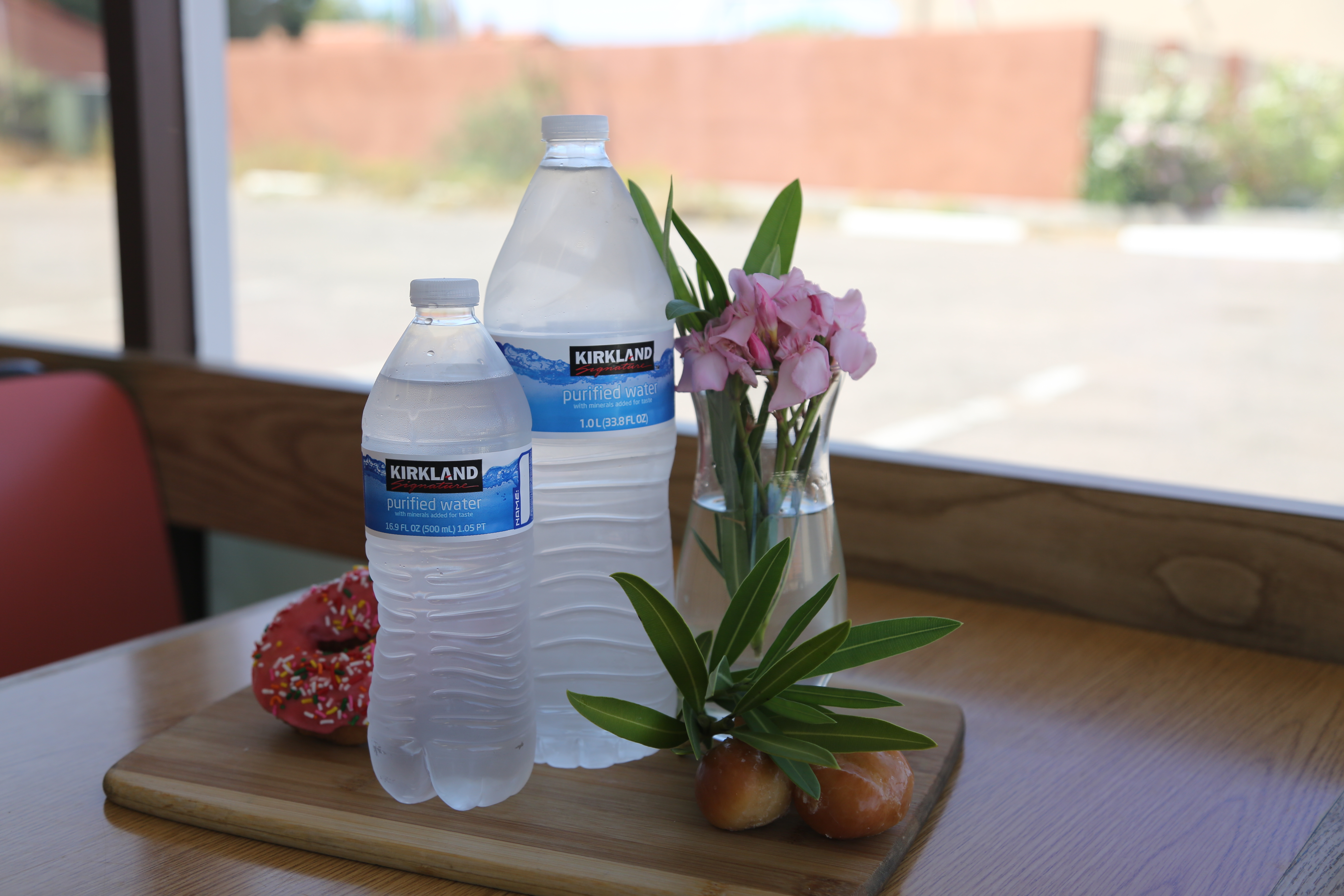 Order Bottle of Cold Water food online from Hihi Donuts store, Phoenix on bringmethat.com
